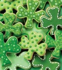 Shamrock Cookies! Perfect for St. Patrick's Day!|Find supplies at Joann.com or JoAnn Fabric and Craft Stores.